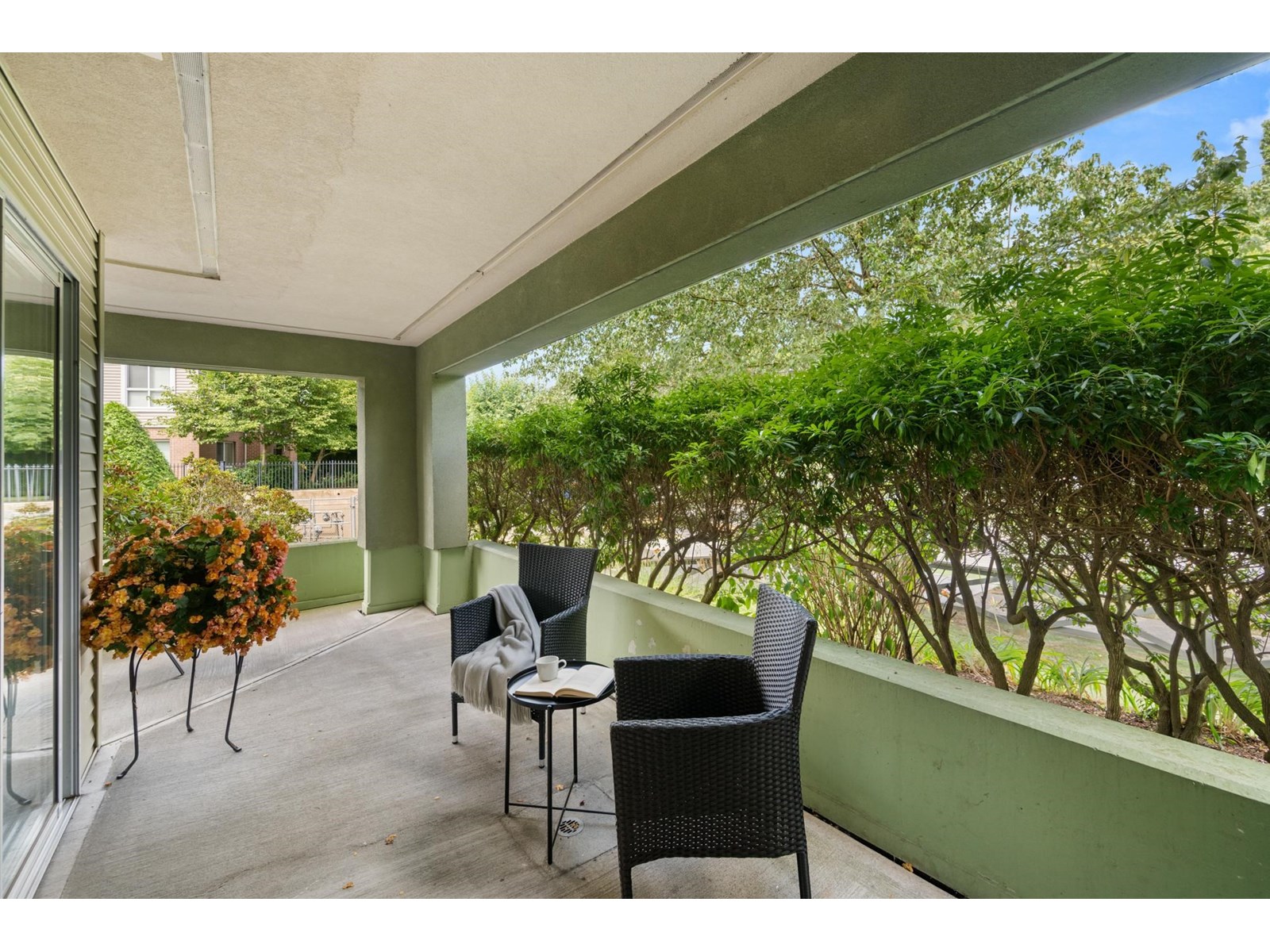 Photo 1 of 103 20110 Michaud Crescent, Langley BC
