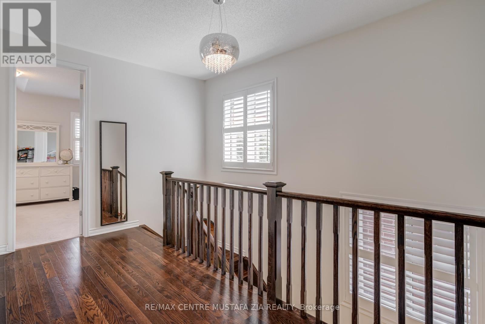 Photo 41 of 359 Emmett Landing, Milton ON