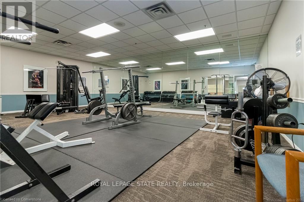 Photo 6 of 909 1276 Maple Crossing Boulevard, Burlington ON