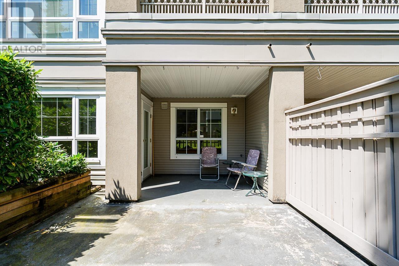 Photo 4 of 137 2980 Princess Crescent, Coquitlam BC