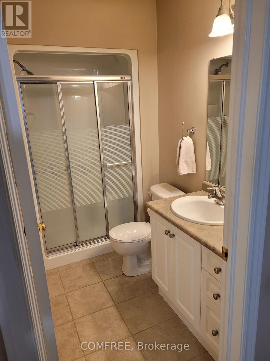 Photo 13 of 1720 Kirkland Avenue, Windsor ON