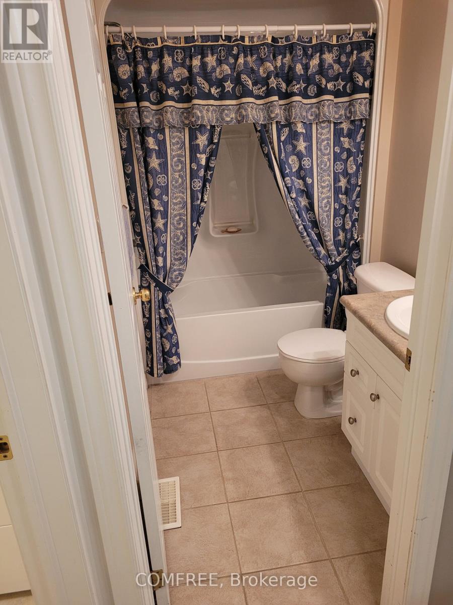 Photo 14 of 1720 Kirkland Avenue, Windsor ON