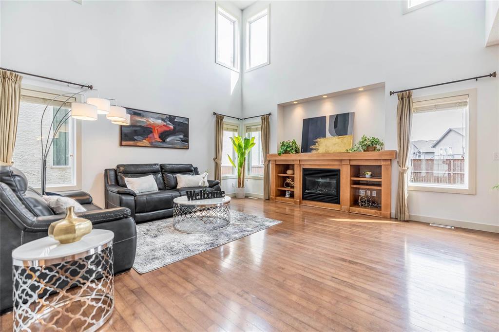 Photo 6 of 14 Vestford Place, Winnipeg MB