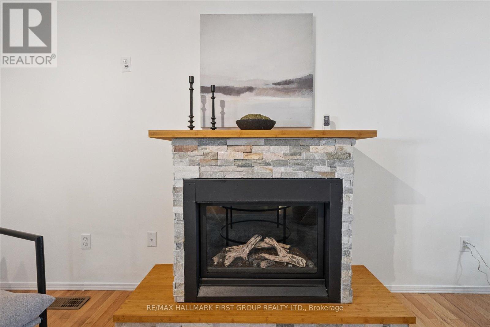 Photo 31 of 27 Wilmot Trail, Clarington ON