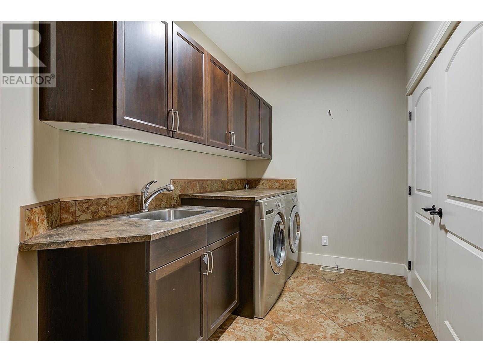 Photo 13 of 764 Kuipers Crescent, Kelowna BC