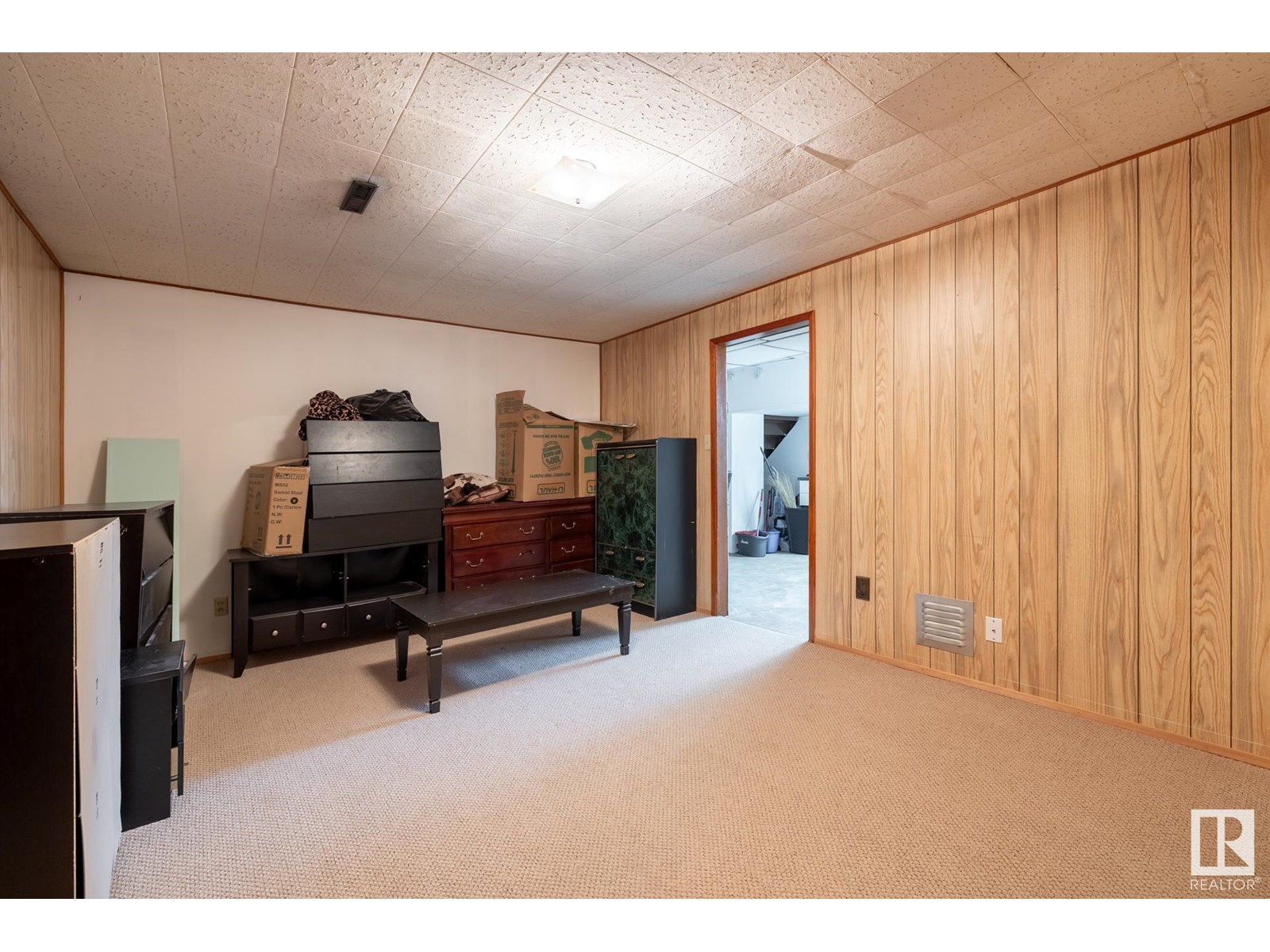 Photo 23 of 13303 58 St Nw, Edmonton AB