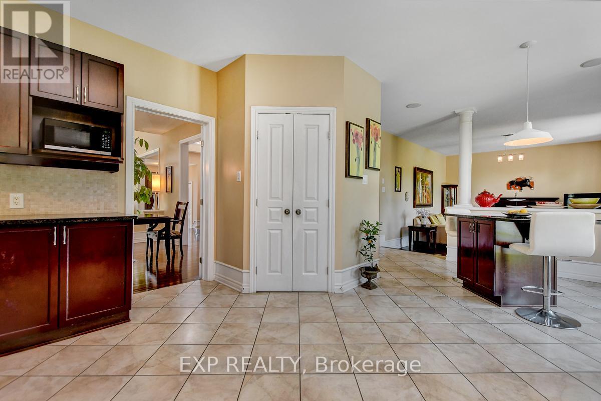 Photo 6 of 135 Riversedge Crescent, Ottawa ON