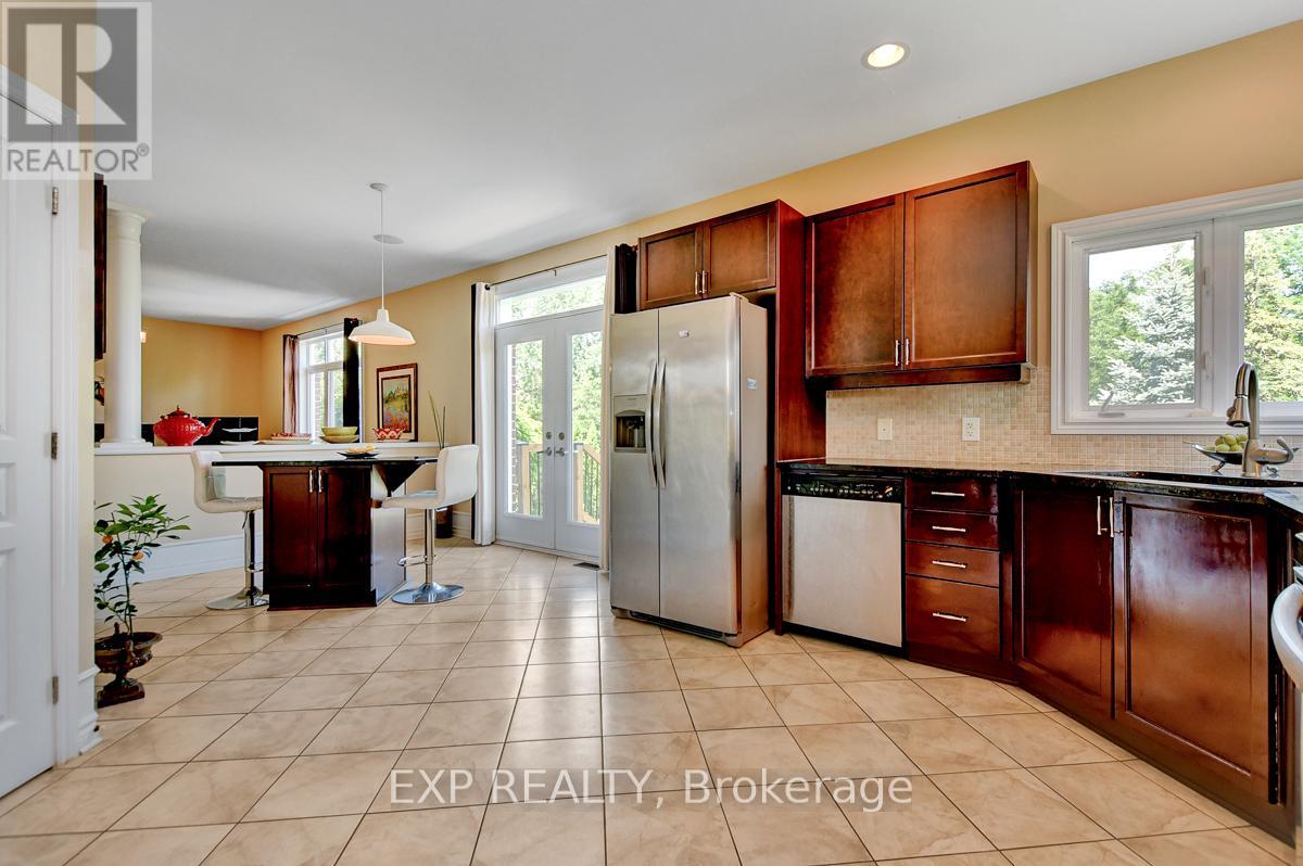 Photo 18 of 135 Riversedge Crescent, Ottawa ON