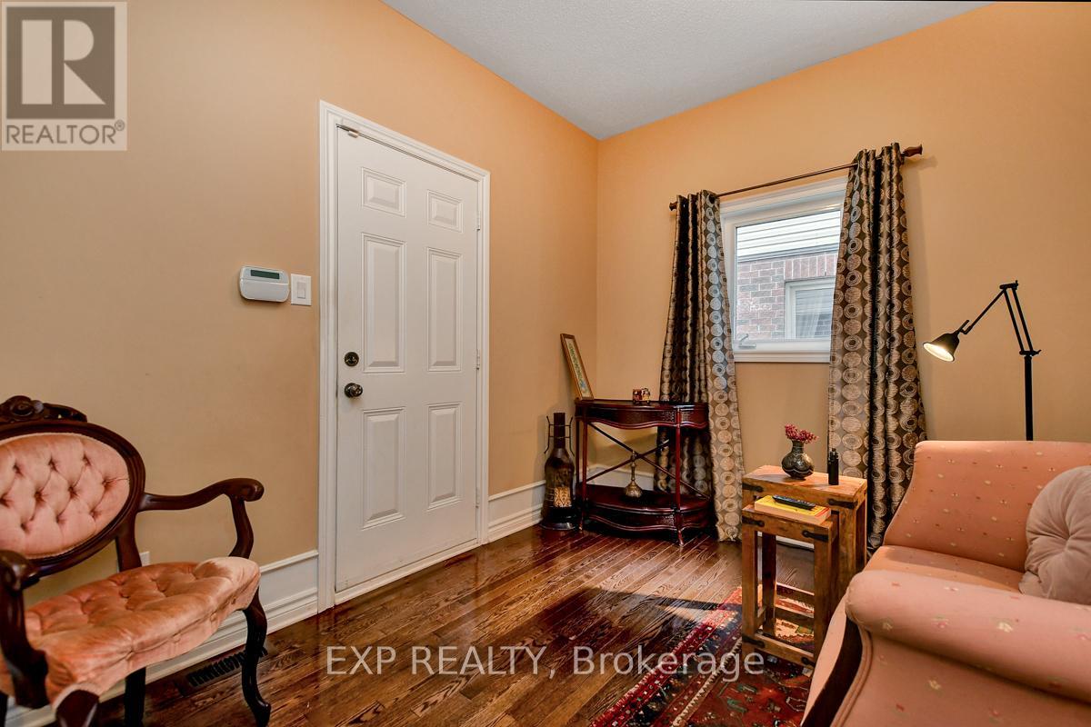 Photo 35 of 135 Riversedge Crescent, Ottawa ON