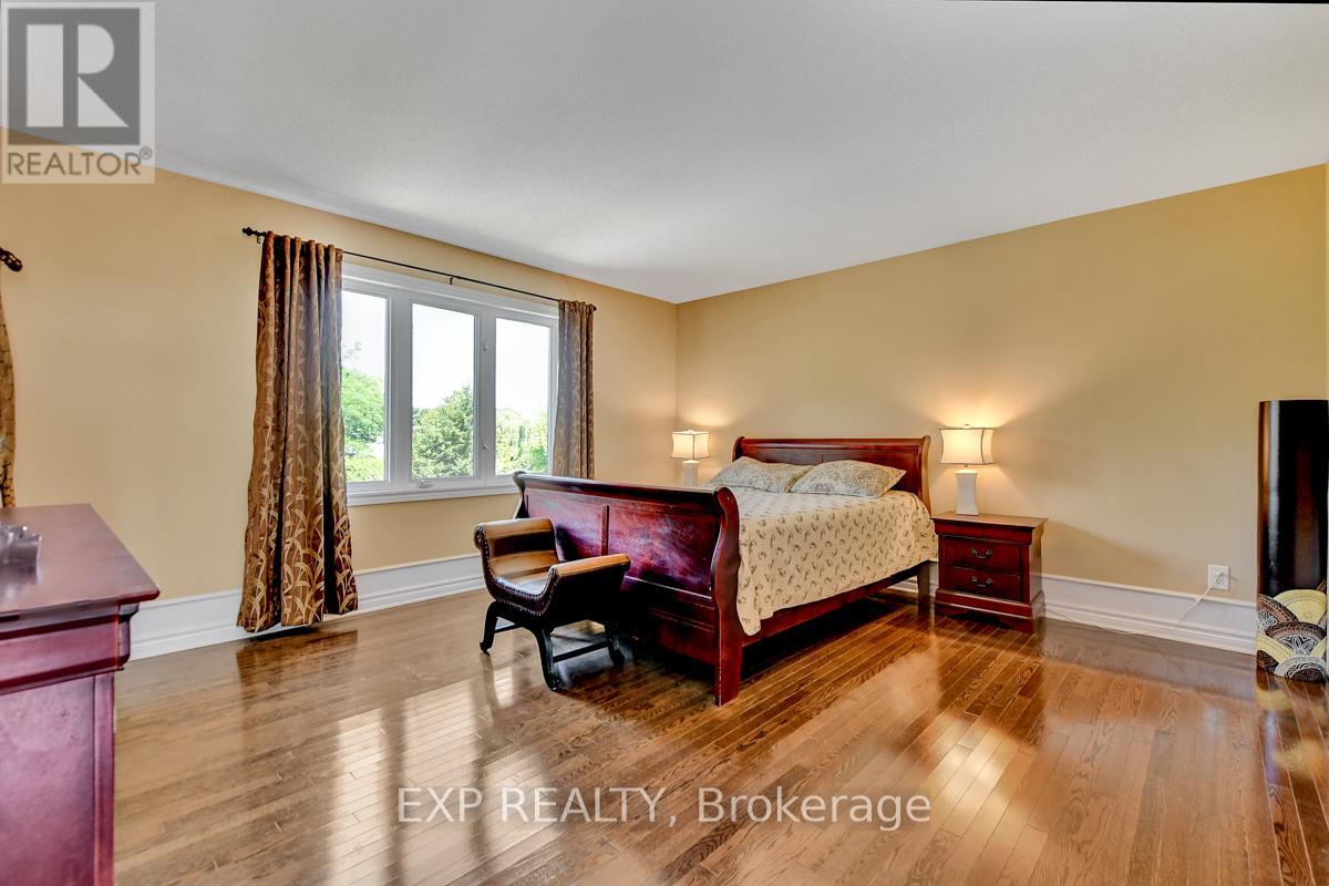 Photo 25 of 135 Riversedge Crescent, Ottawa ON