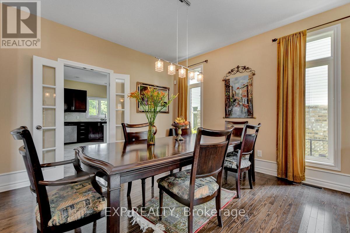 Photo 4 of 135 Riversedge Crescent, Ottawa ON