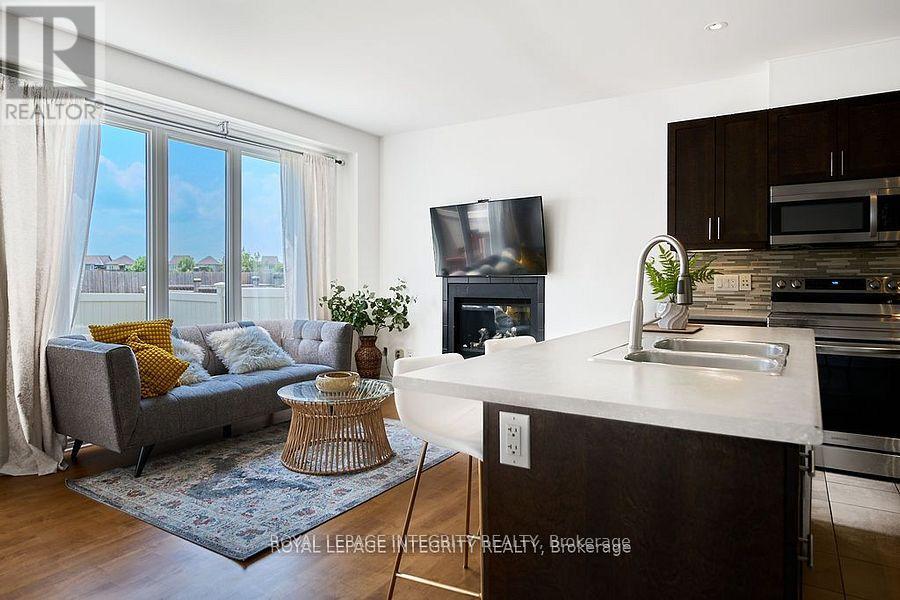 Photo 14 of 619 Moorpark Avenue, Ottawa ON