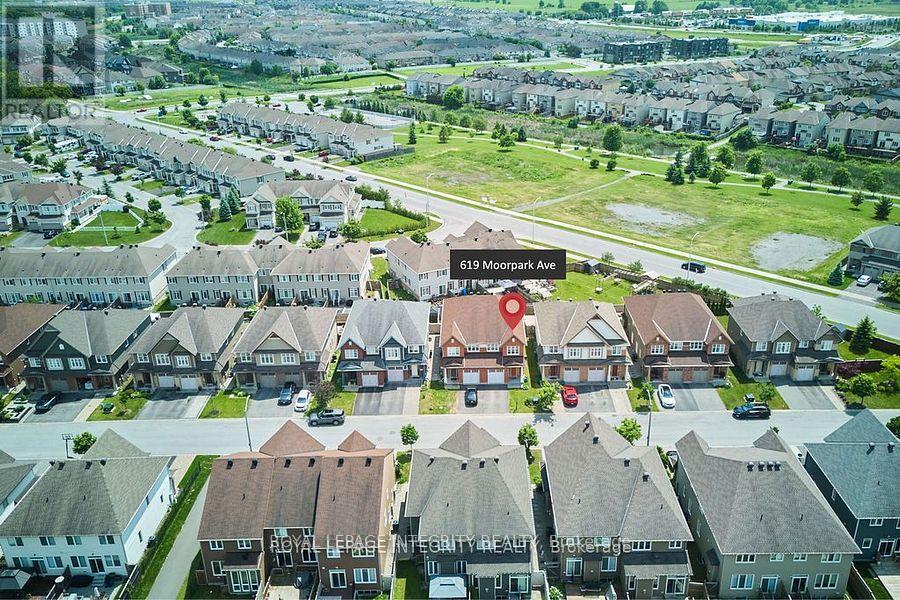 Photo 15 of 619 Moorpark Avenue, Ottawa ON