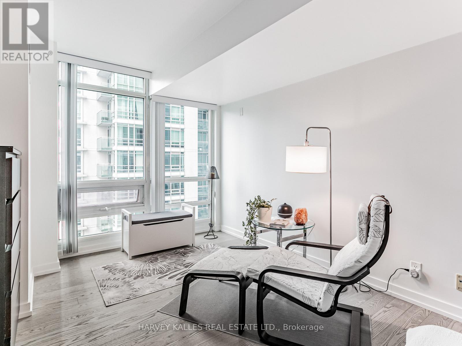 Photo 24 of 1810 381 Front Street W, Toronto ON