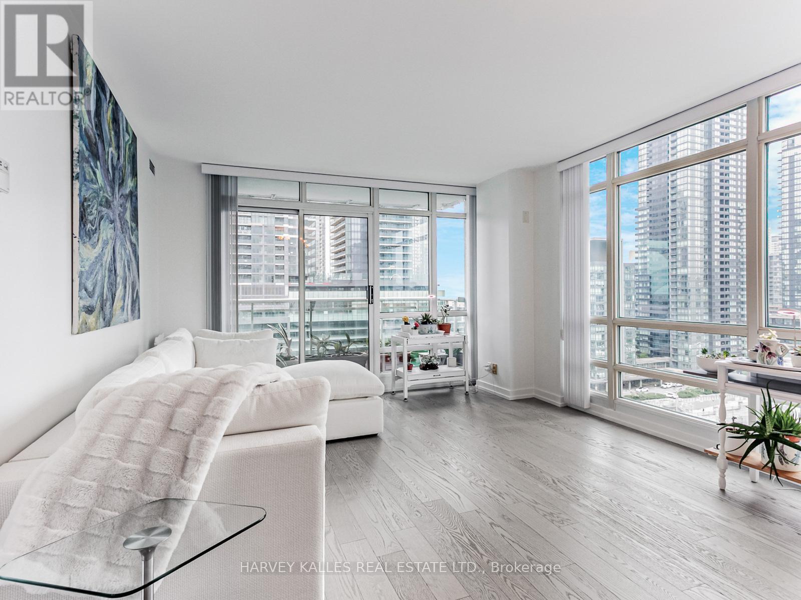 Photo 16 of 1810 381 Front Street W, Toronto ON