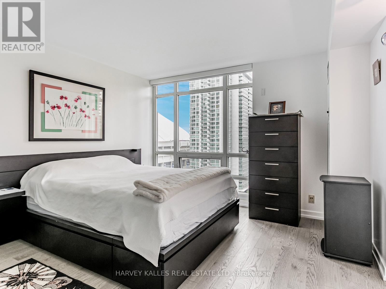 Photo 13 of 1810 381 Front Street W, Toronto ON