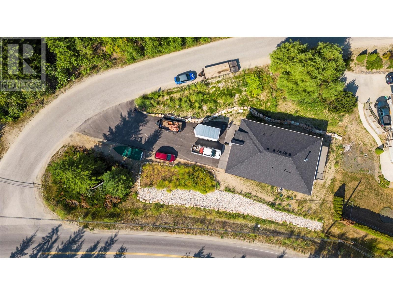 Photo 27 of 2819 Mountview Drive, Blind Bay BC