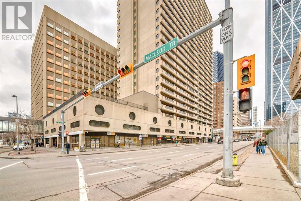 Single Family House for Sale in    Avenue SE Downtown Commercial Core Calgary 