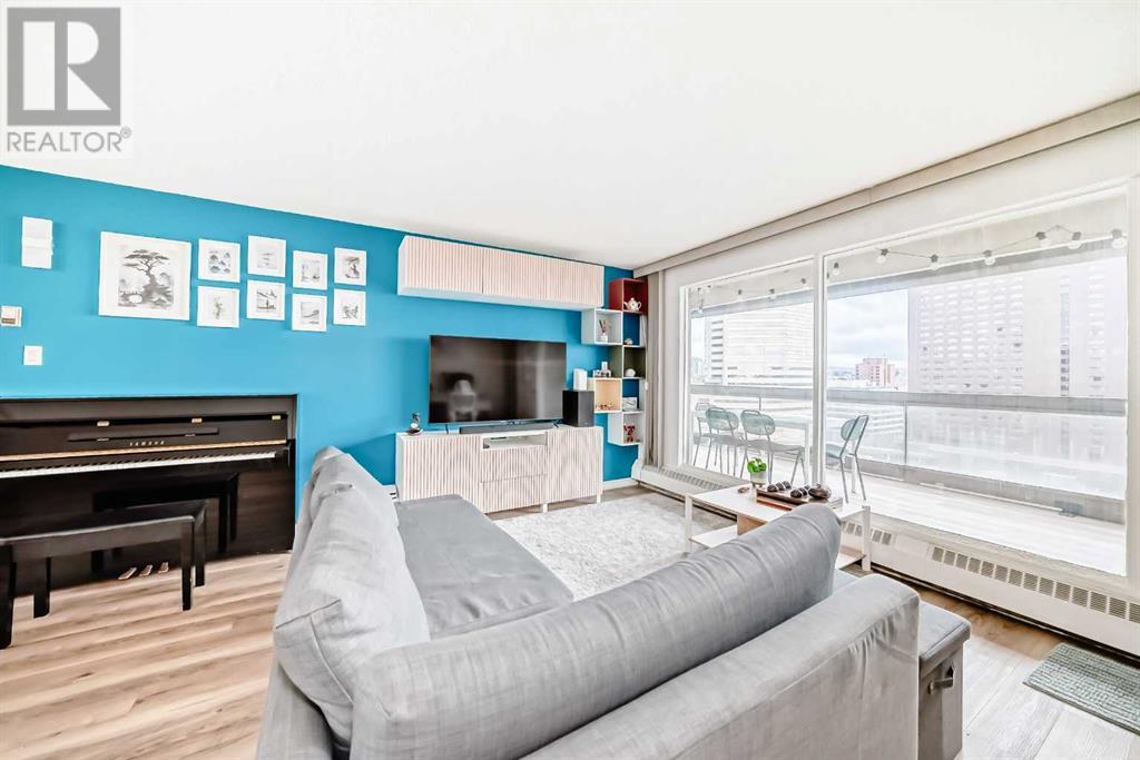 Single Family House for Sale in    Avenue SE Downtown Commercial Core Calgary 