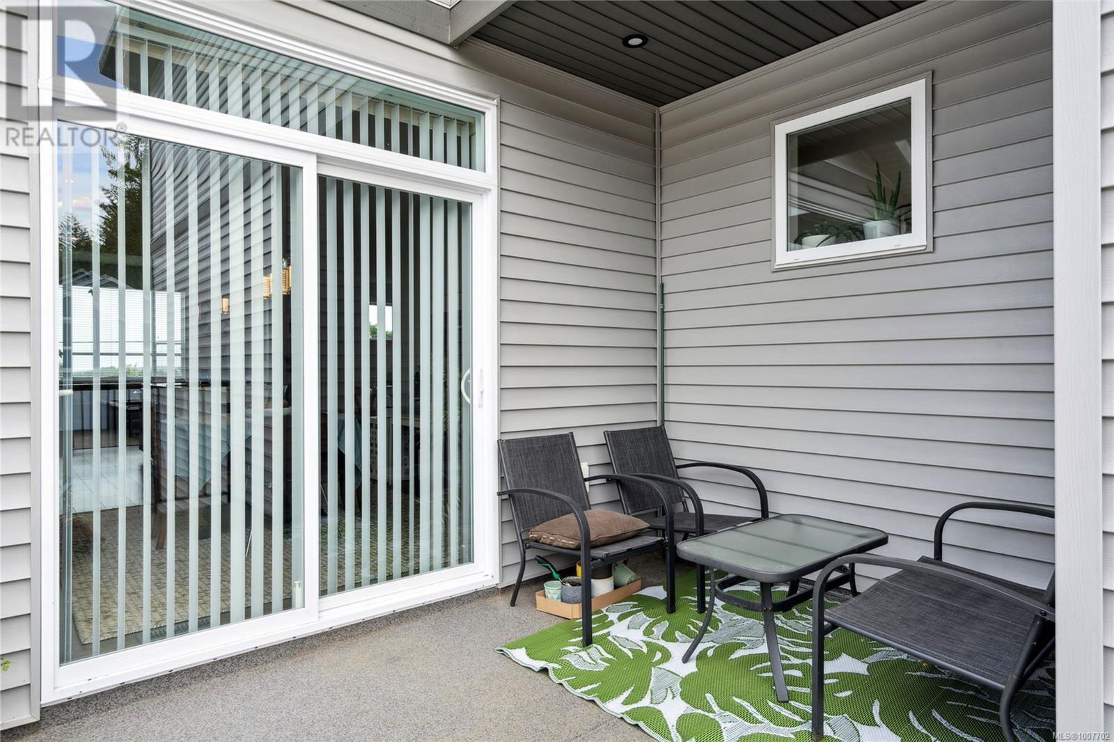 Photo 19 of 925 Howard Ave, Nanaimo BC