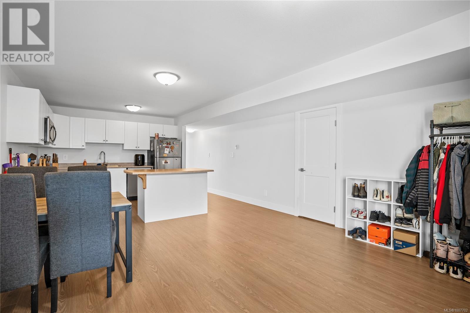 Photo 38 of 925 Howard Ave, Nanaimo BC