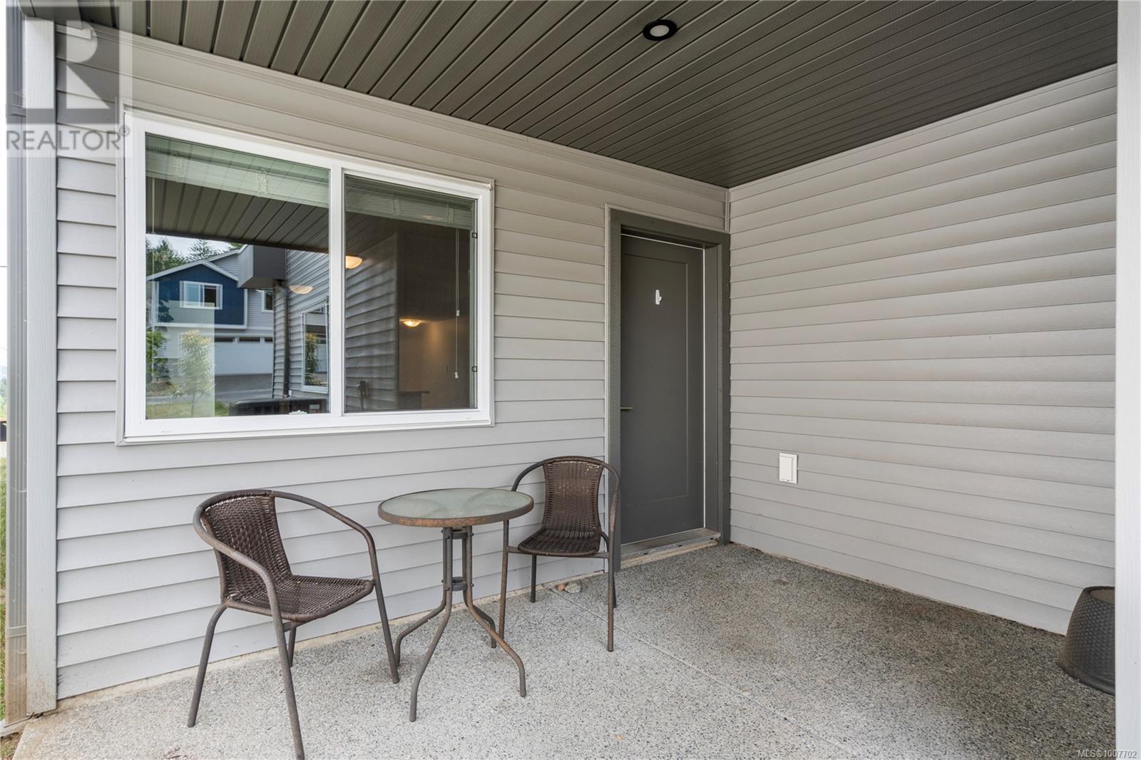 Photo 48 of 925 Howard Ave, Nanaimo BC