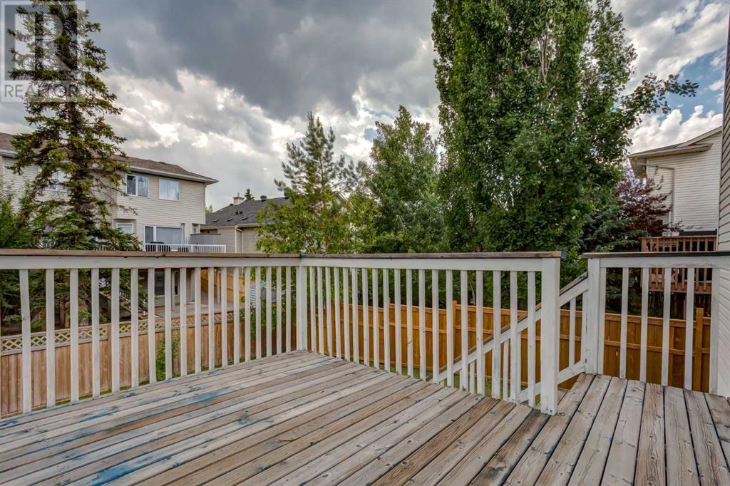 Single Family House for Sale in  Douglas Glen Close SE Douglasdale/Glen Calgary 