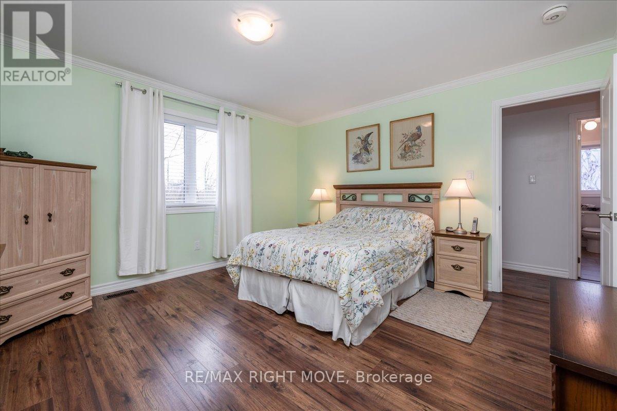 Photo 16 of 1 Sinclair Crescent, Ramara ON