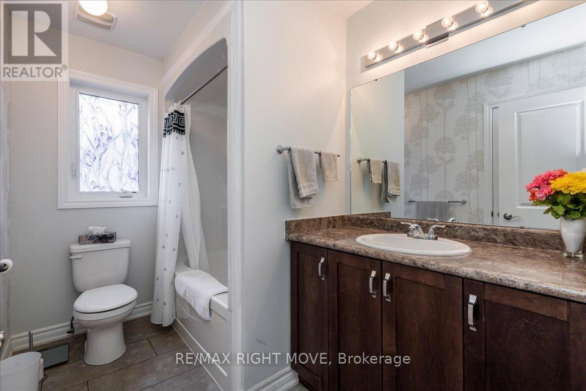 Photo 20 of 1 Sinclair Crescent, Ramara ON