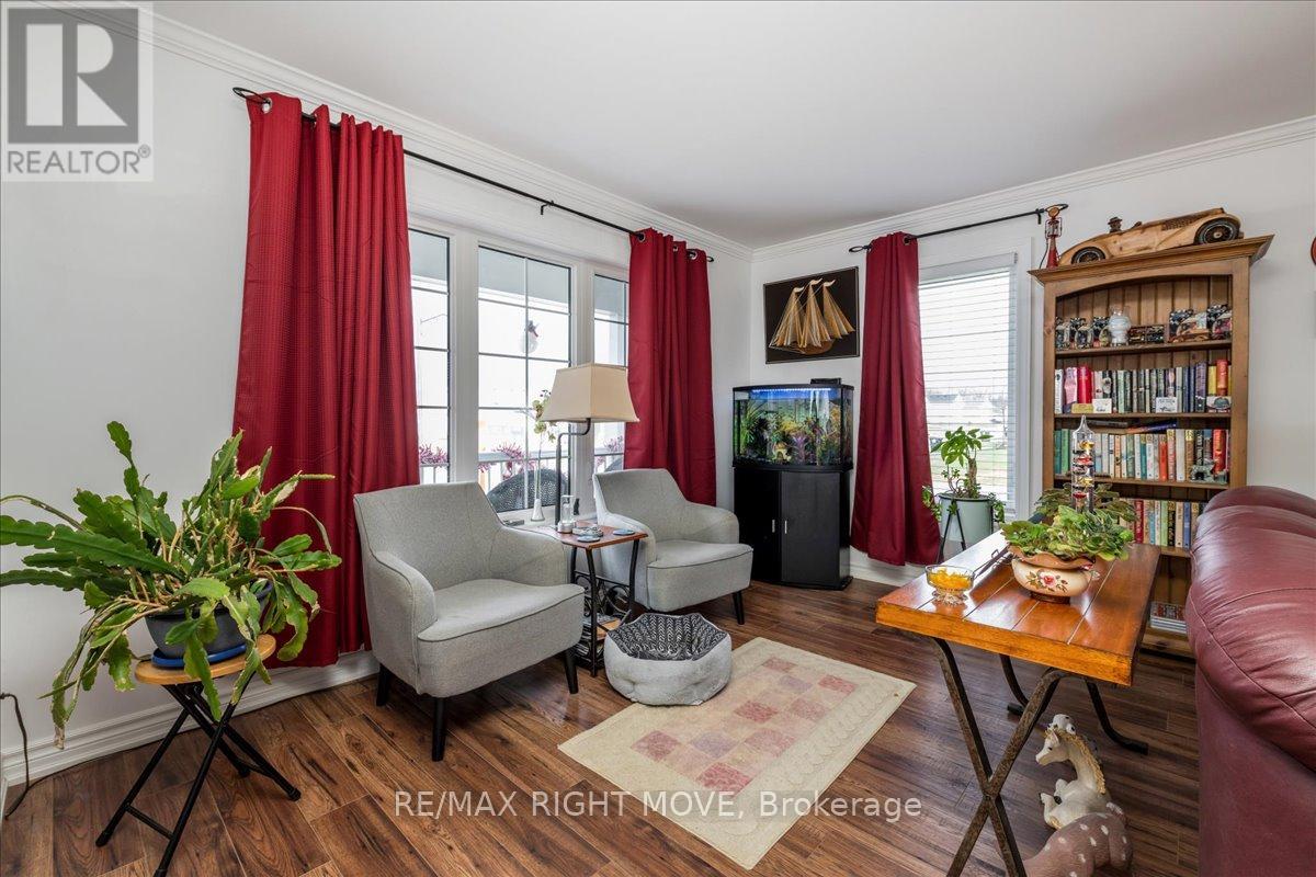 Photo 5 of 1 Sinclair Crescent, Ramara ON