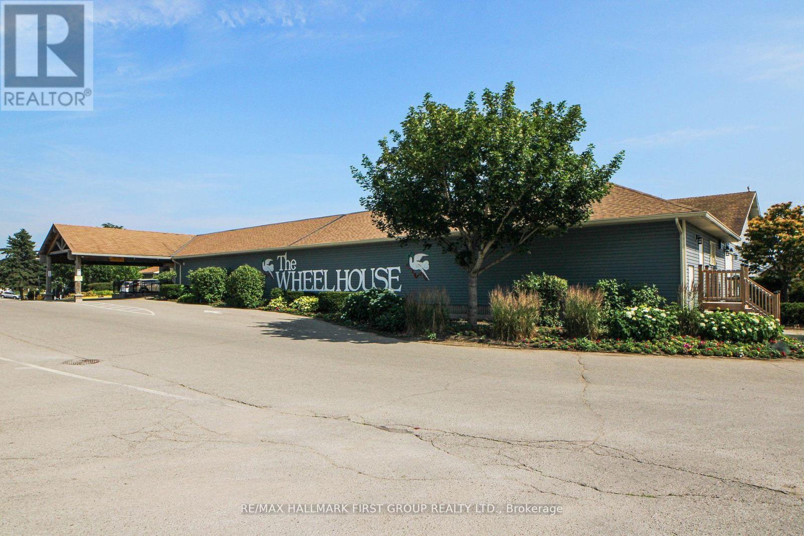 Photo 16 of 27 Wilmot Trail, Clarington ON