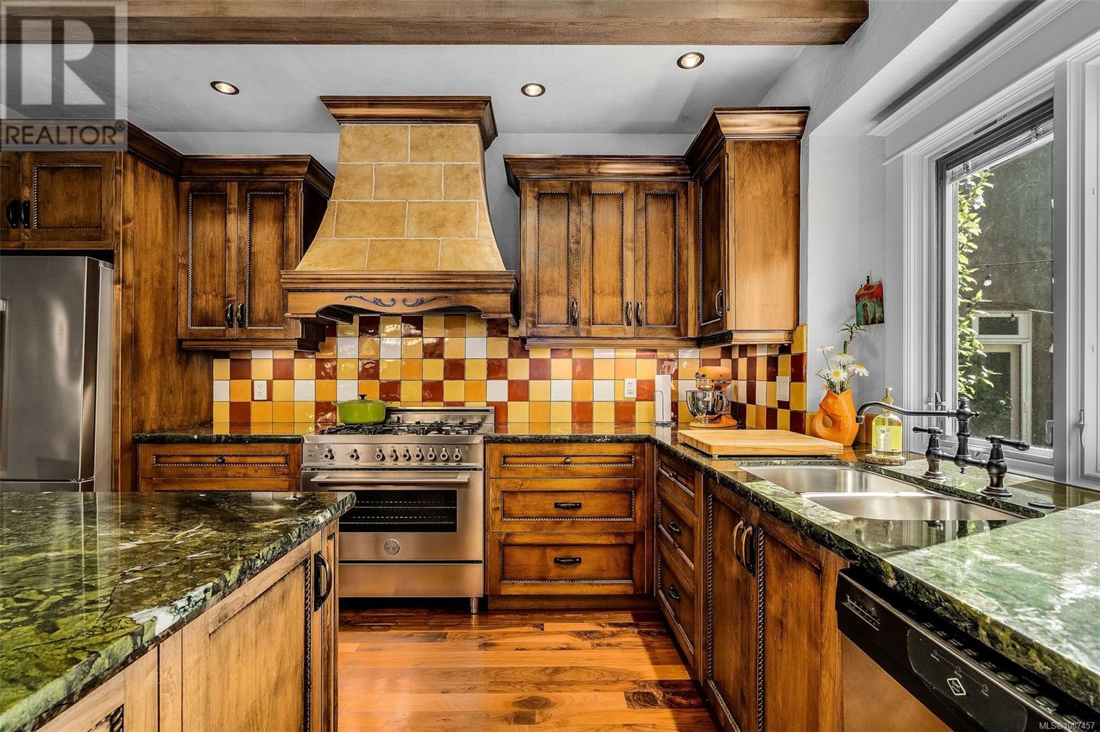 Photo 56 of 5388 Parker Ave, Saanich BC