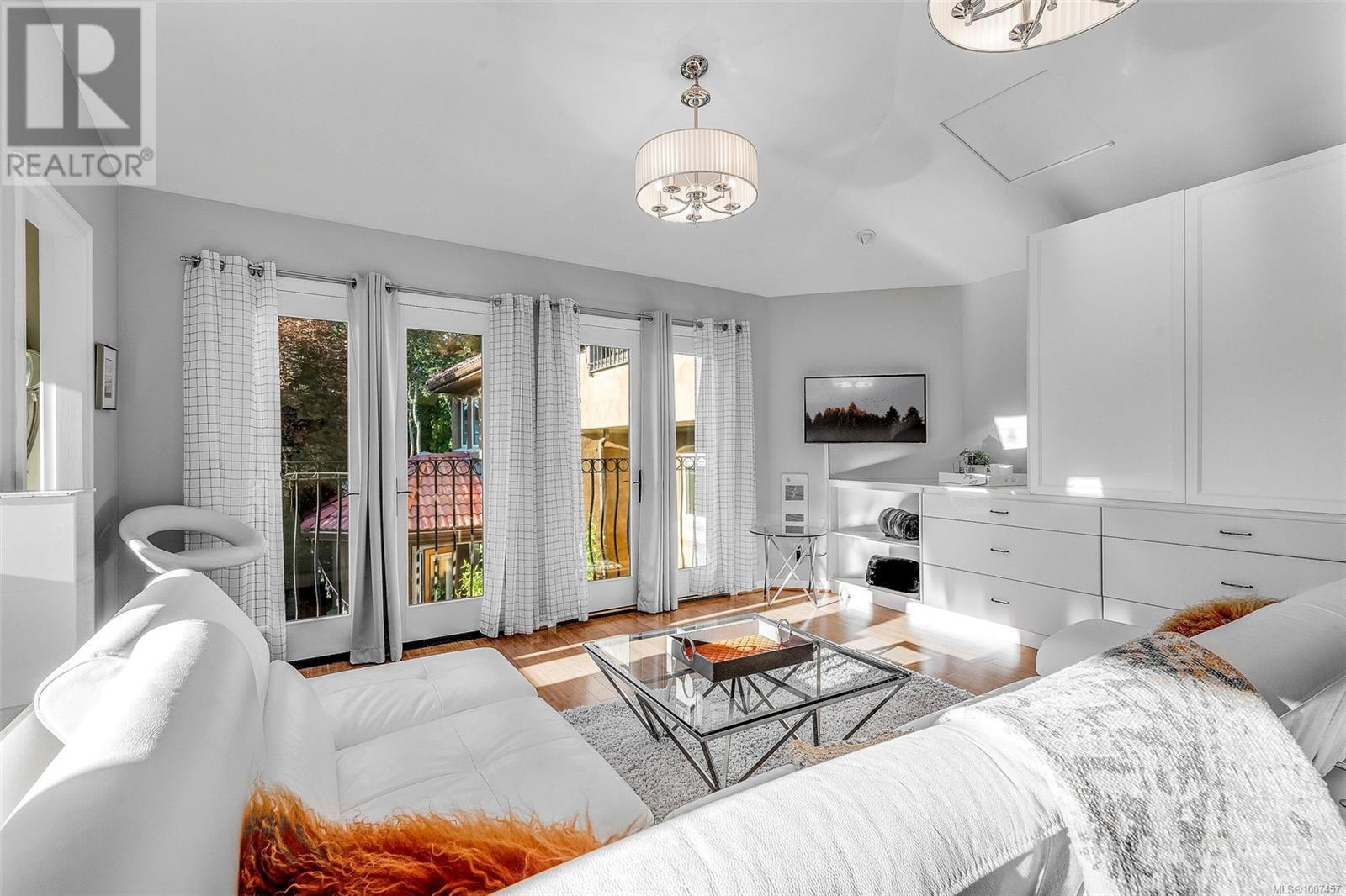 Photo 28 of 5388 Parker Ave, Saanich BC