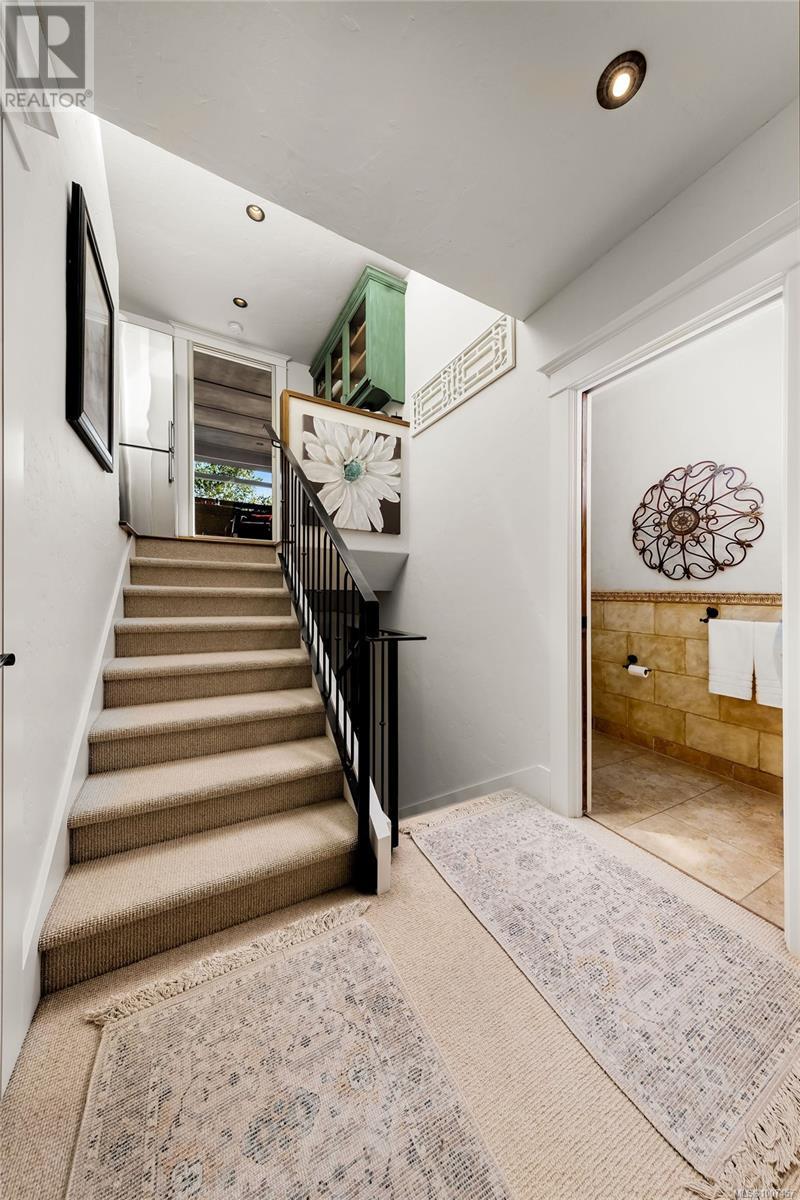 Photo 29 of 5388 Parker Ave, Saanich BC