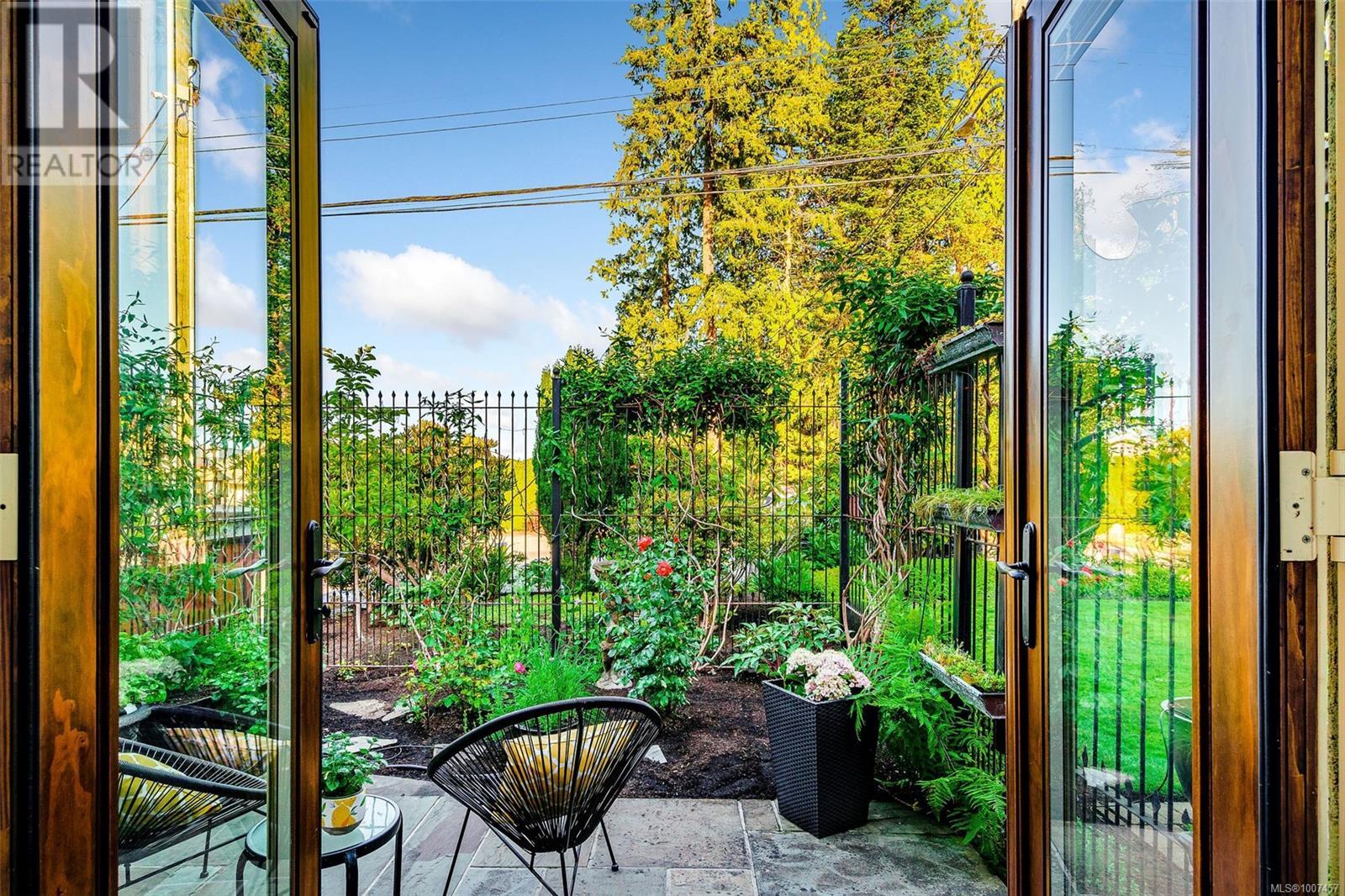 Photo 93 of 5388 Parker Ave, Saanich BC