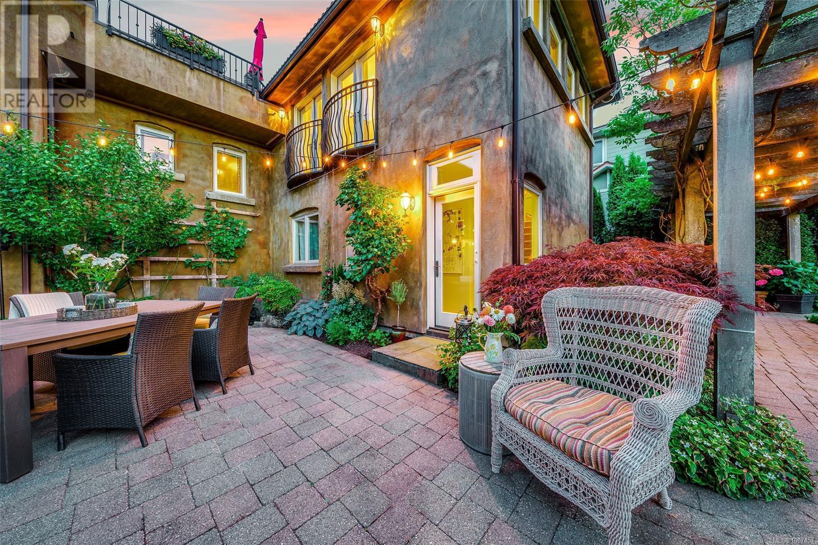 Photo 65 of 5388 Parker Ave, Saanich BC