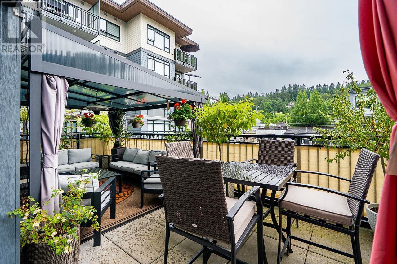 221 2525 CLARKE STREET, Port Moody