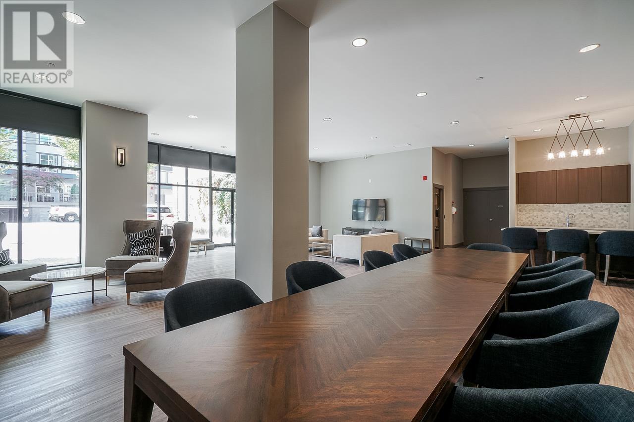 221 2525 CLARKE STREET, Port Moody