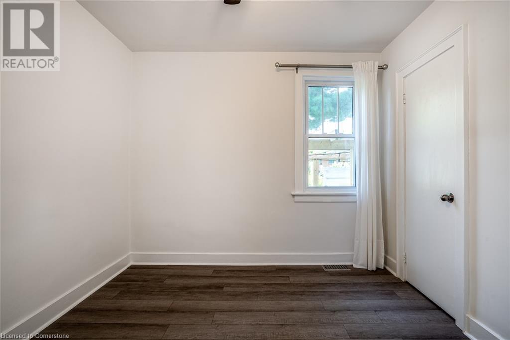 Photo 21 of 540 Niagara Street, St Catharines ON