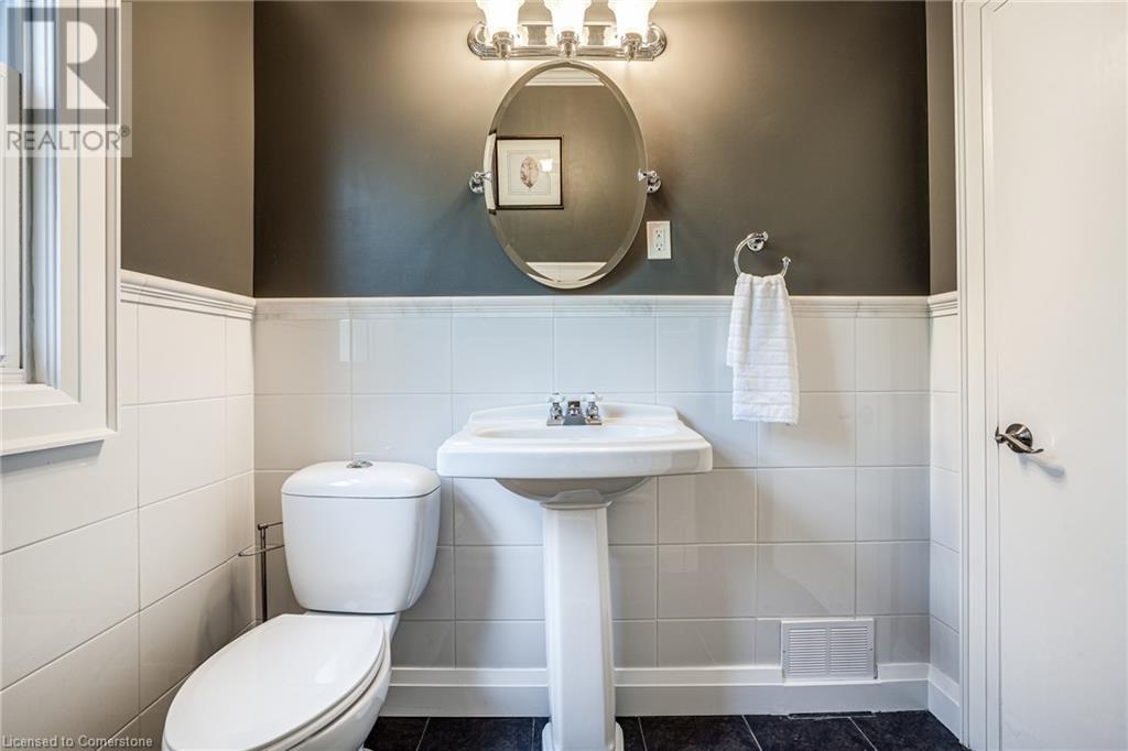 Photo 24 of 540 Niagara Street, St Catharines ON