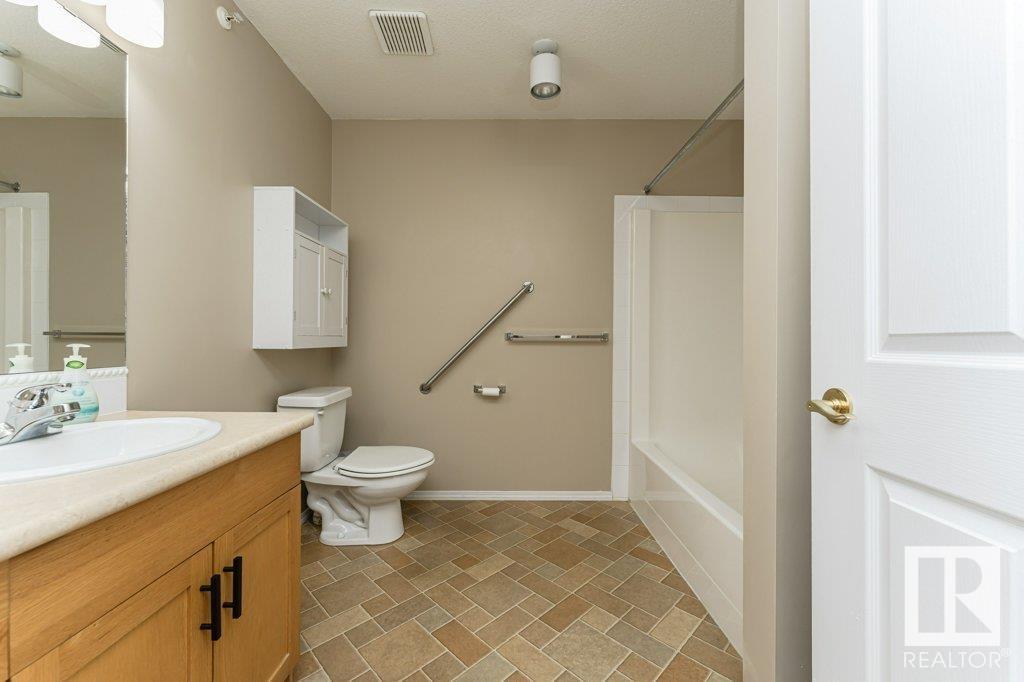 Photo 13 of 416 78 Mckenney Av, St Albert AB
