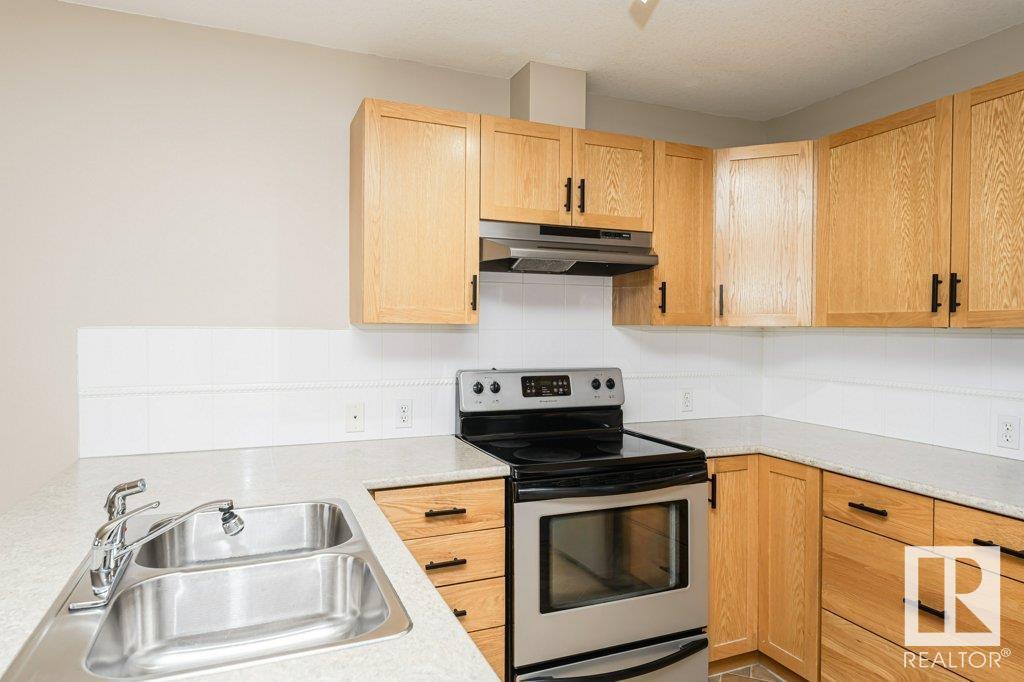 Photo 18 of 416 78 Mckenney Av, St Albert AB