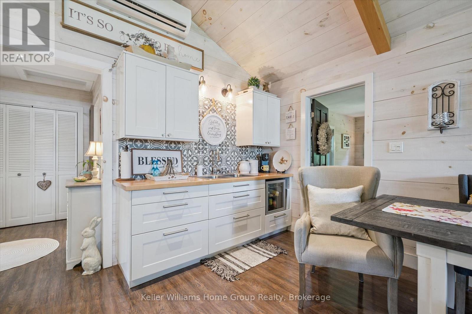 Photo 13 of 516 Fifth Street N, Centre Wellington ON
