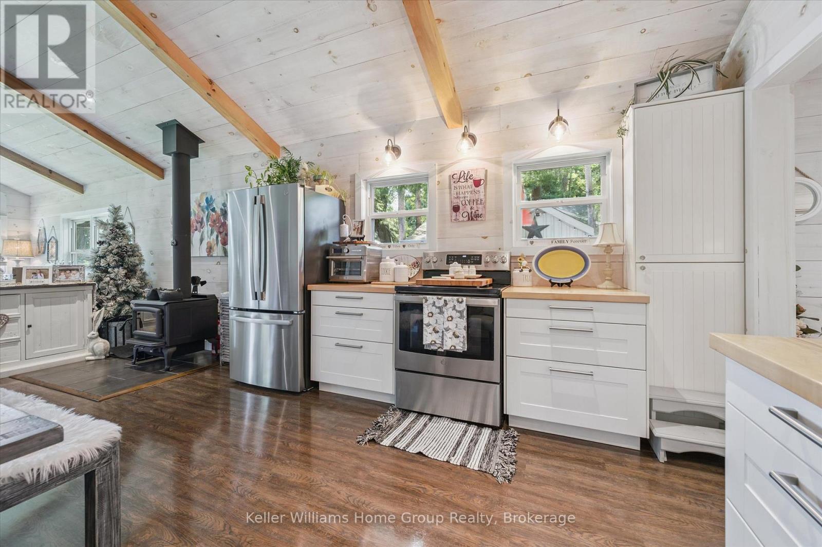 Photo 14 of 516 Fifth Street N, Centre Wellington ON