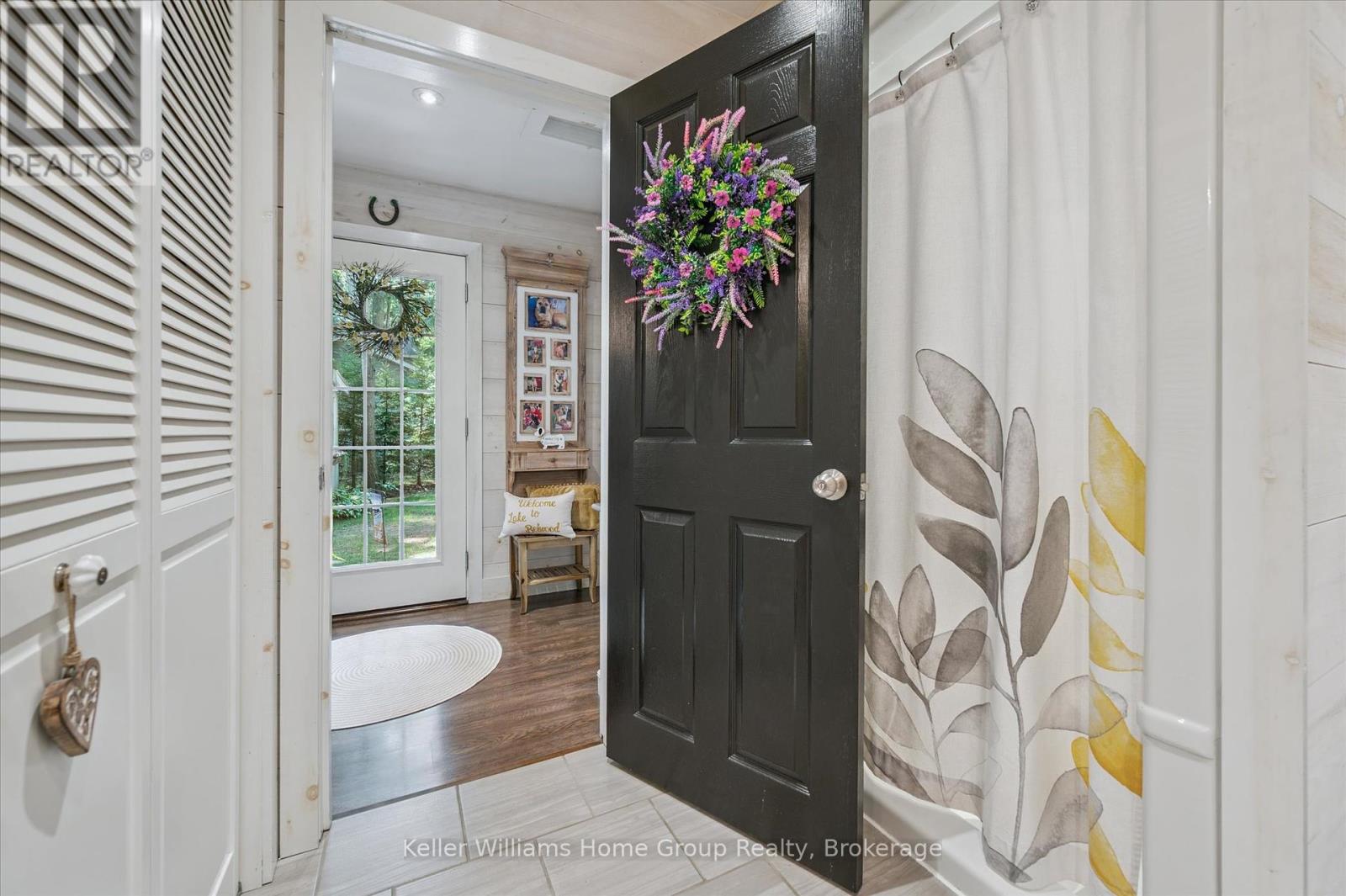 Photo 22 of 516 Fifth Street N, Centre Wellington ON