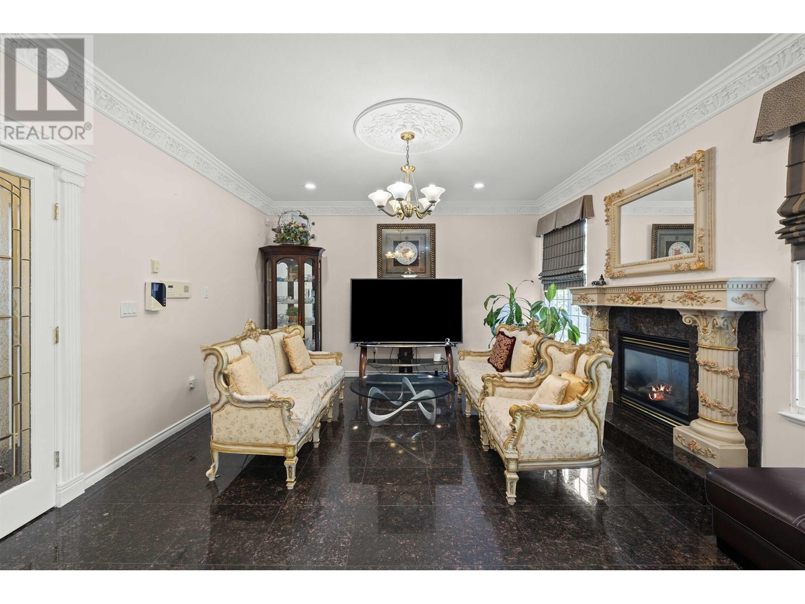 Photo 12 of 3550 Phillips Avenue, Burnaby BC