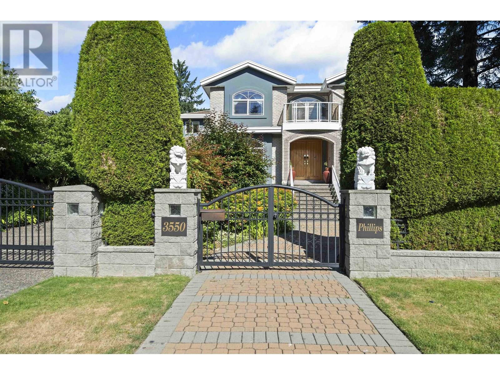 Photo 1 of 3550 Phillips Avenue, Burnaby BC
