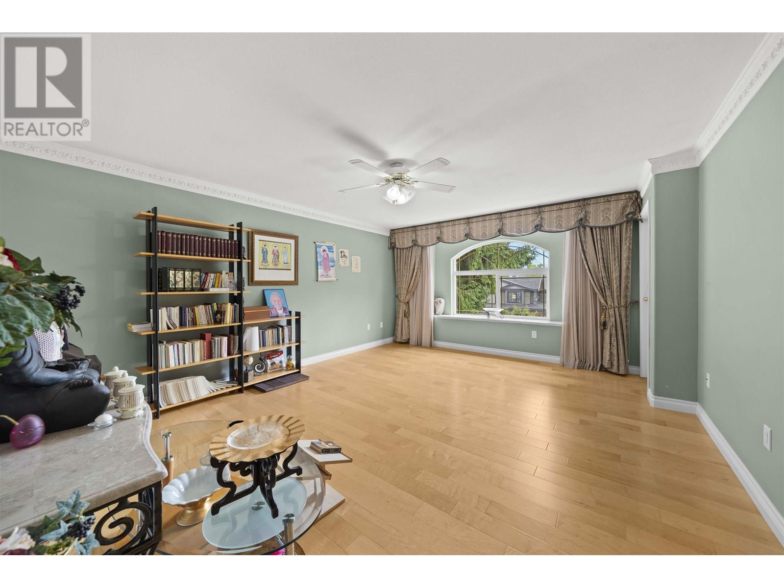 Photo 21 of 3550 Phillips Avenue, Burnaby BC