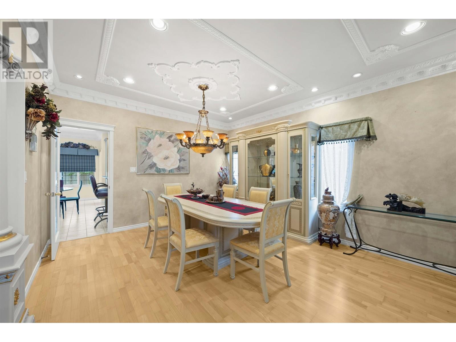 Photo 17 of 3550 Phillips Avenue, Burnaby BC