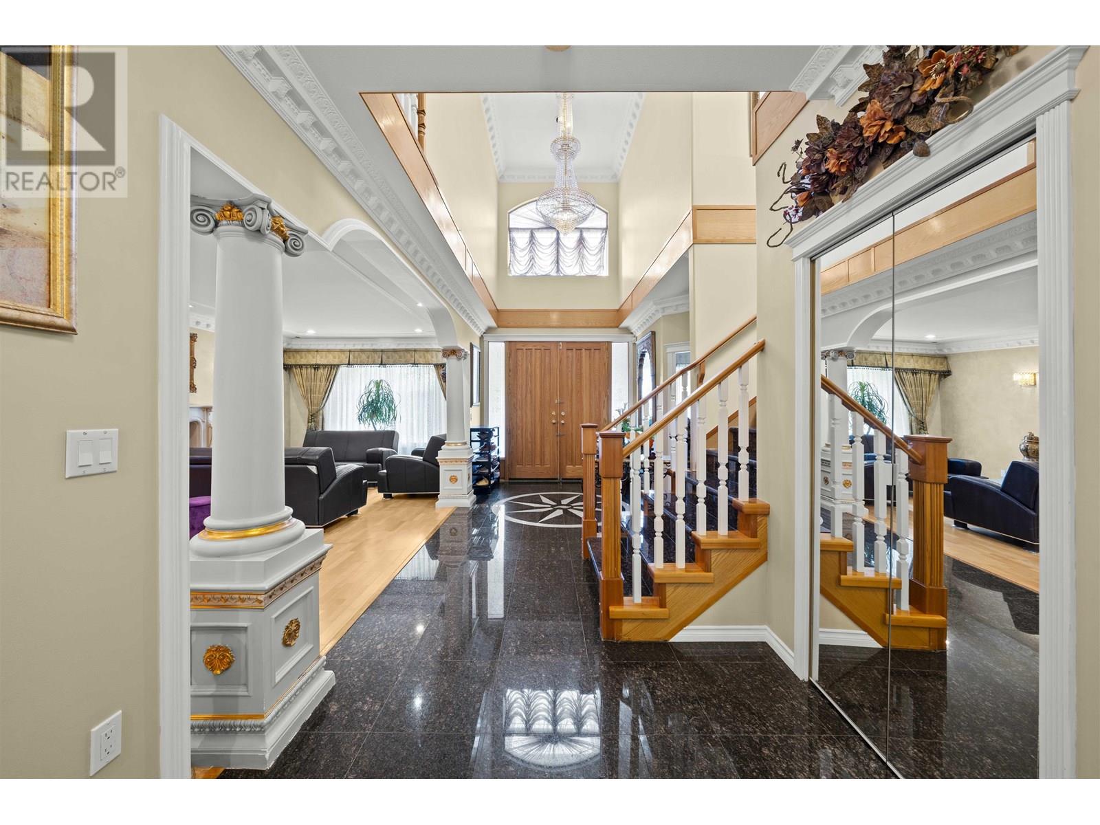 Photo 7 of 3550 Phillips Avenue, Burnaby BC